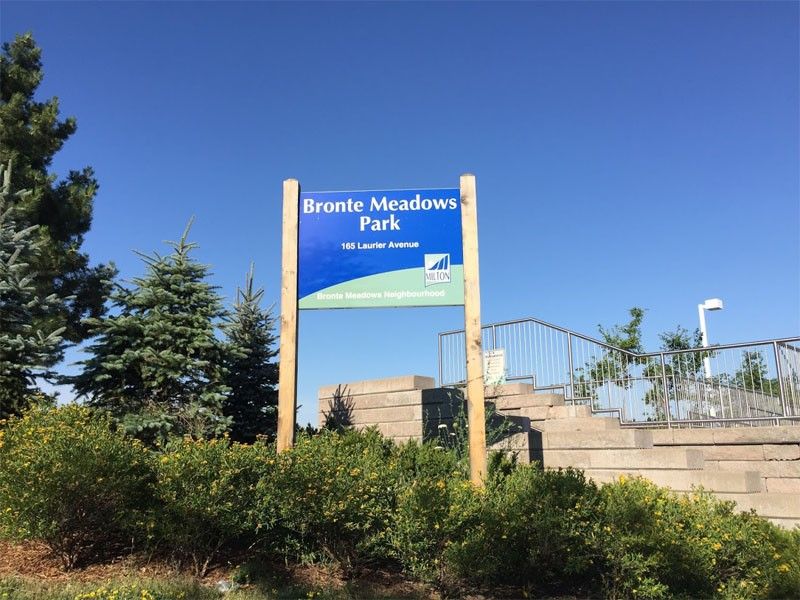 Bronte Meadows Park
