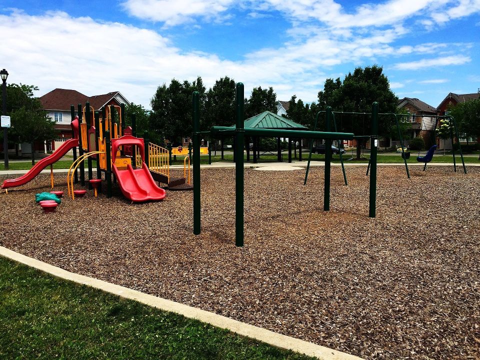 Luxton Park