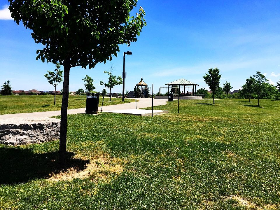 Scott Neighbourhood Park West