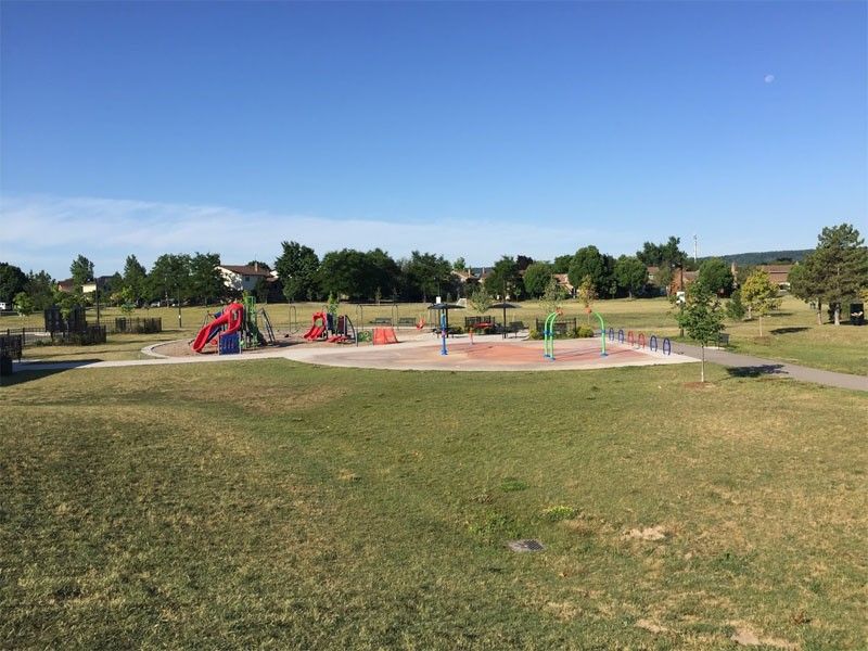 Bronte Meadows Park