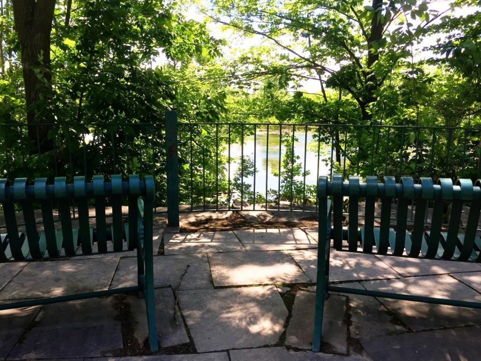 Livingston Park and Trail