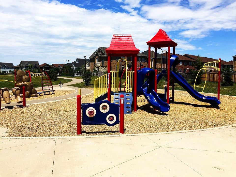 Scott Neighbourhood Park East