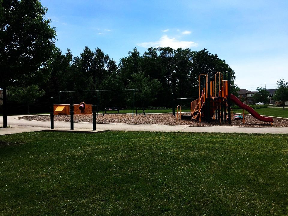Luxton Park