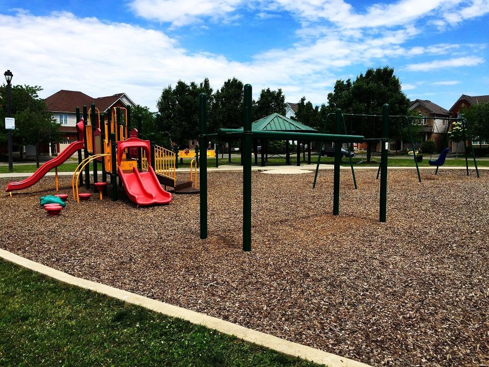 Luxton Park