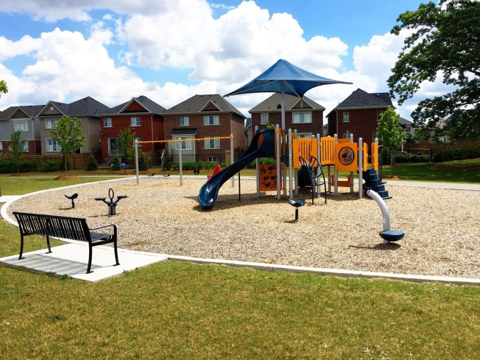Cedar Hedge Park