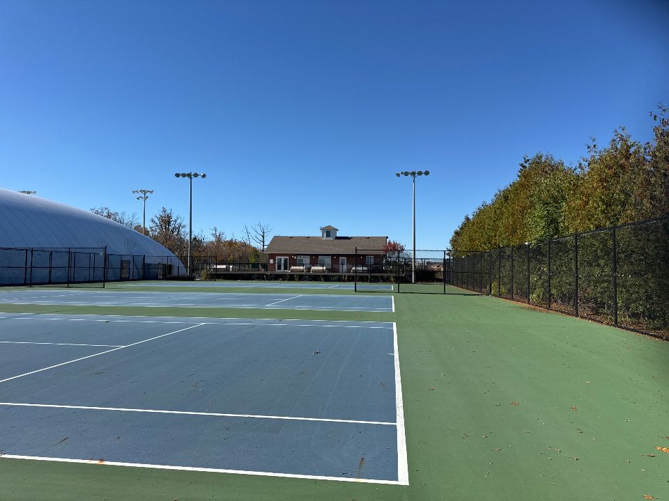 Milton Tennis Club - 8 Courts at Milton Community Park